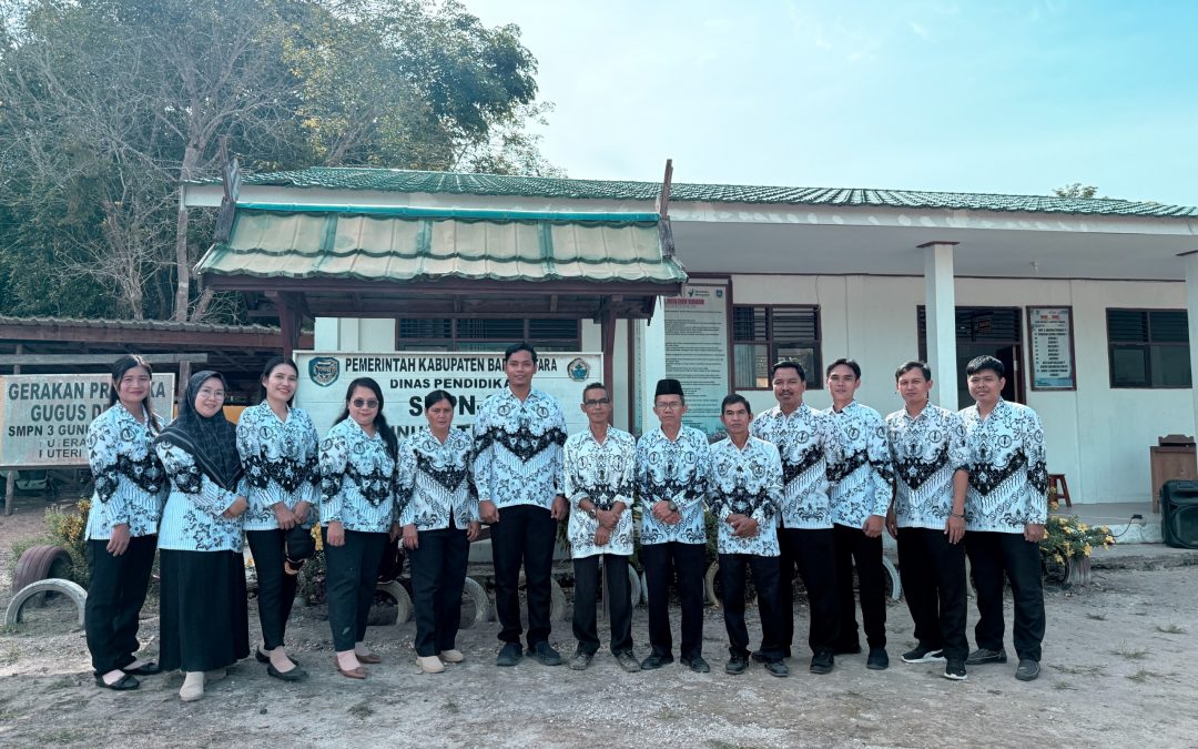 SMPN 3 Gunung Timang Peringati HUT PGRI dan Hari Guru Nasional 2025